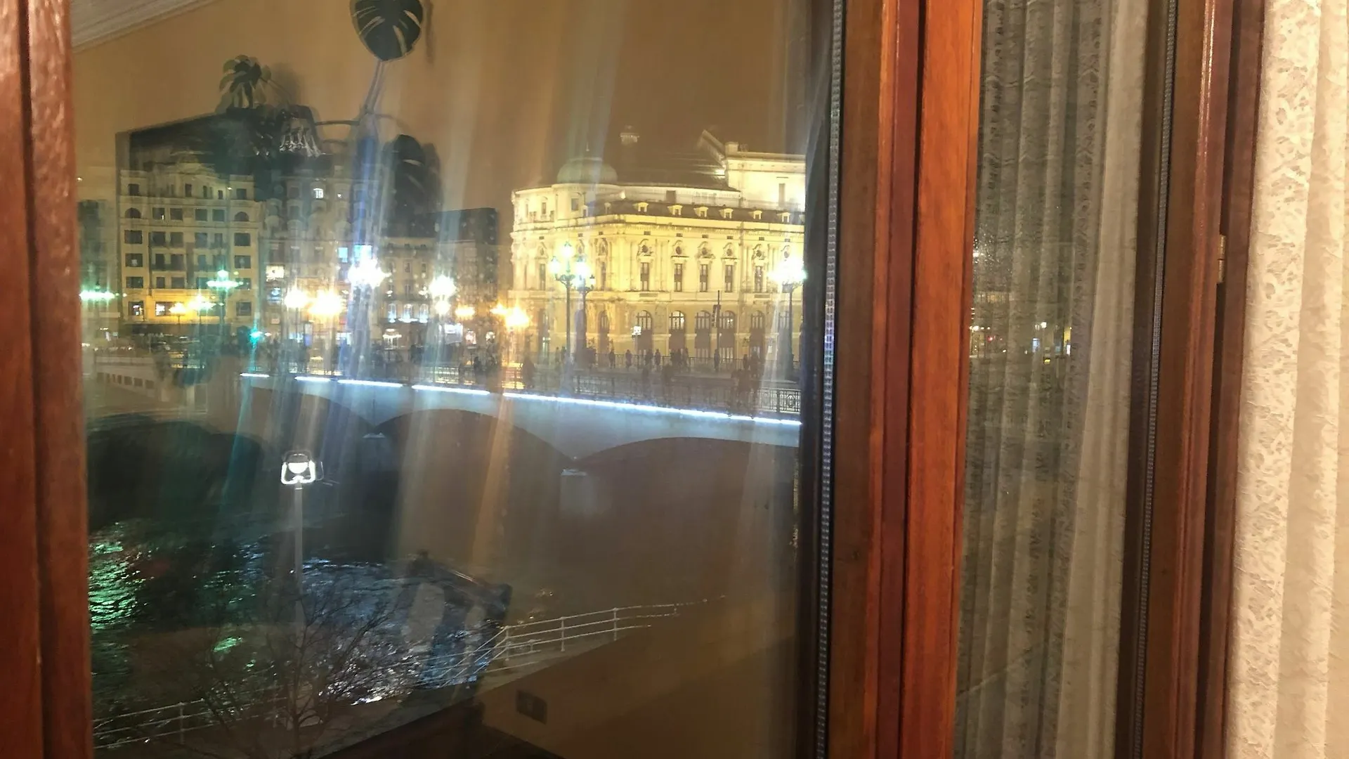 Piso Senorial En Corazon De Bilbao 아파트
